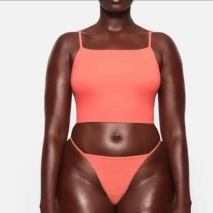 SKIMS Fits Everybody Strappy Back Cami, Size L